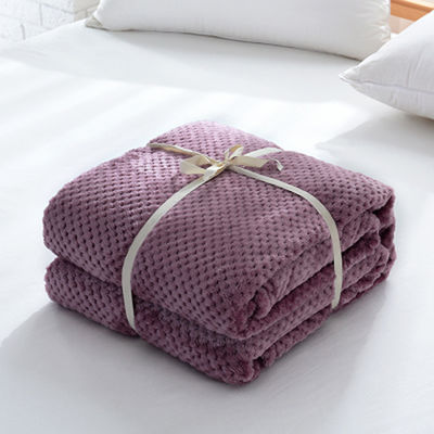 Cubierta de lana de coral de tamaño personalizado para la cama de oficina 150 * 200cm Camas de sofá de tacto suave