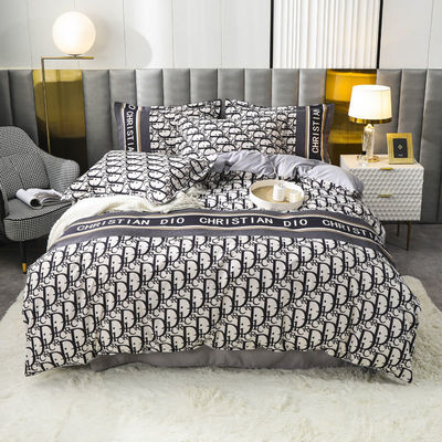 Regalo de Navidad de lujo súper suave 100% poliéster 4 piezas de ropa de cama conjunto patrón geométrico