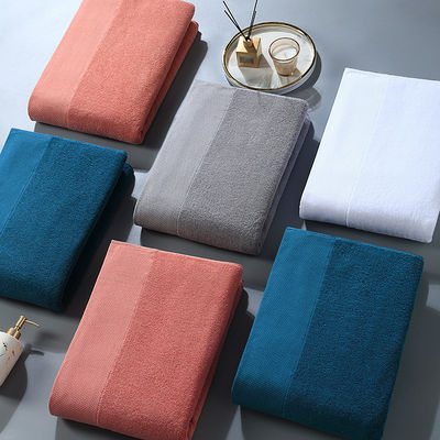 Super absorbente personalizado grueso y suave conjunto de toallas de baño de tela de poliéster / algodón