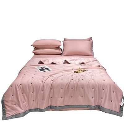 Hospital tamaño personalizado Tencel bordado de cuatro piezas para refrescar las noches de verano
