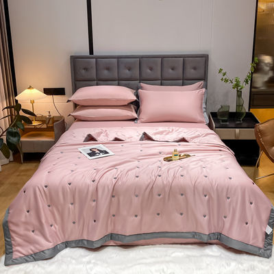 Hospital tamaño personalizado Tencel bordado de cuatro piezas para refrescar las noches de verano