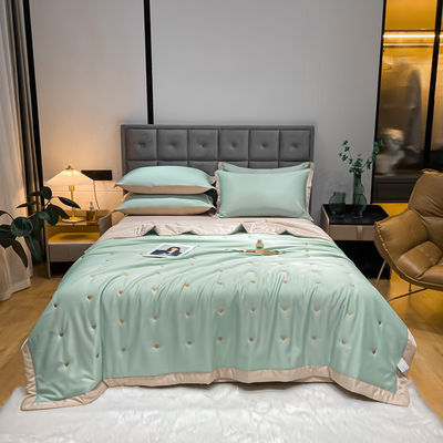 Hospital tamaño personalizado Tencel bordado de cuatro piezas para refrescar las noches de verano