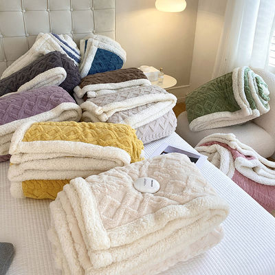 Cubierta de lana reversible multifuncional 180 * 200cm 2.5kg Esencial para el dormitorio