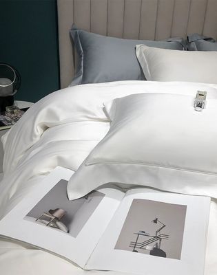 Grado A Plazo de pago T/T Real suave 100% poliéster dibujos animados Capa de alfombrillas de cama de microfibra cepillado