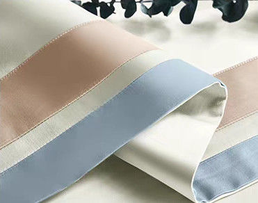 Grado A Plazo de pago T/T Real suave 100% poliéster dibujos animados Capa de alfombrillas de cama de microfibra cepillado