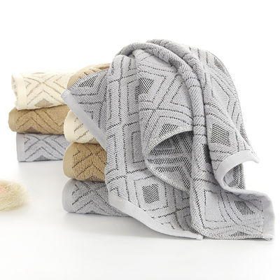 Home Spa 35*75 Tamaño de lujo bordado con patrón rayado conjunto de toallas de baño para toallas de hotel