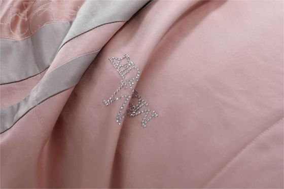 Color personalizado Tejido 300tc 100% de algodón puro Set de ropa de cama para hotel de lujo y familia