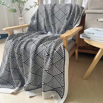 2024 Luz en blanco y negro lujoso anti polvo manta de siesta para muebles blandos