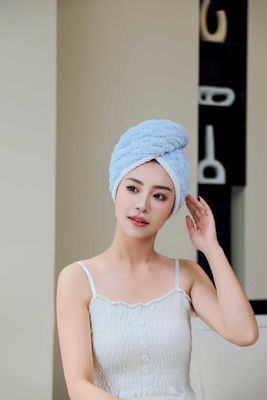 Toalla de secador de cabello de microfibra para secado rápido y cuidado del cabello después de la ducha