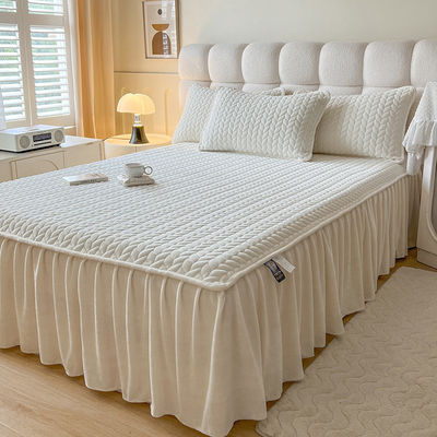 Cama de una sola cama de terciopelo de coral con almohadilla de encaje de algodón antistatico