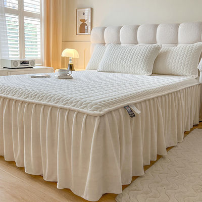 Cama de una sola cama de terciopelo de coral con almohadilla de encaje de algodón antistatico