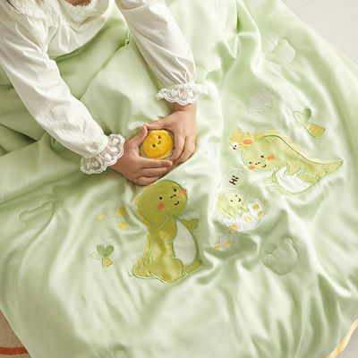 Hypoallergenic 100% poliéster llenando colcha de verano para niños para un sueño saludable