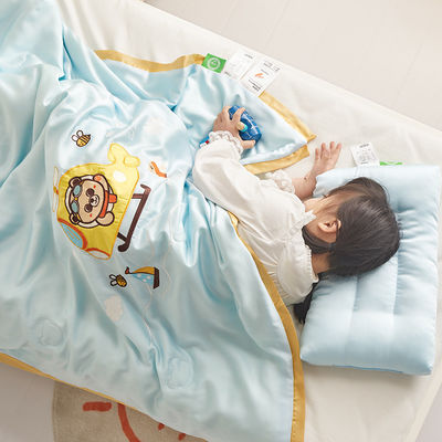 Hypoallergenic 100% poliéster llenando colcha de verano para niños para un sueño saludable