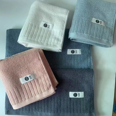 Toalla de baño de algodón suave y lujosa con doble cara de extremo de la hebra de diseño de rayas simples