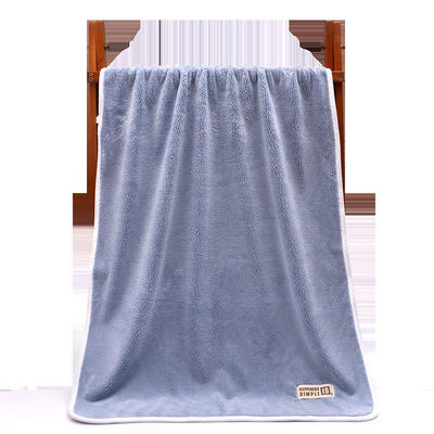 Sustanon de terciopelo de coral oscuro 80 * 150cm Tamaño rectangular con absorción de agua y secado rápido