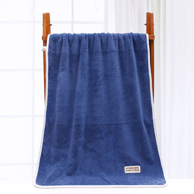 Sustanon de terciopelo de coral oscuro 80 * 150cm Tamaño rectangular con absorción de agua y secado rápido