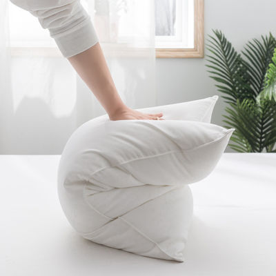 Cuarto de cama de hotel de cinco estrellas NECK Pluma de terciopelo con plumas para dormir cómodamente