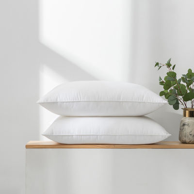 Cuarto de cama de hotel de cinco estrellas NECK Pluma de terciopelo con plumas para dormir cómodamente