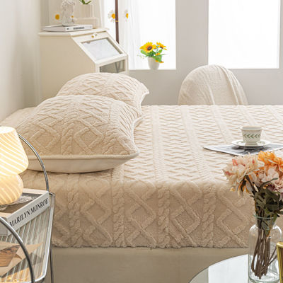 Se puede lavar en lavadora, la ropa de cama de invierno, el protector de cama de terciopelo, la cubierta del colchón.