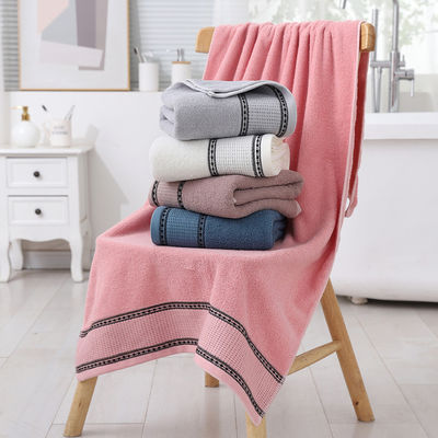 Sustentadores para adultos de color oscuro para toallas de ducha y baño sostenibles 0.4g Toallas publicitarias