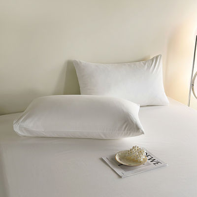 Grado A 100% de algodón Blanco King Size Set de ropa de cama con placas de cama