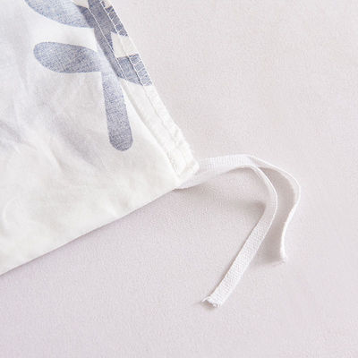 Experimenta la suavidad y durabilidad de nuestro conjunto de ropa de cama de algodón 100% para todas las estaciones