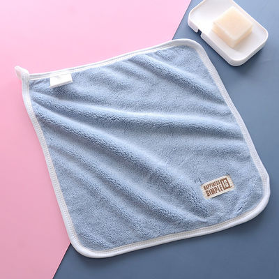 Coral oscuro Plush espesado limpieza facial y belleza bordes pequeña bufanda cuadrada regalo