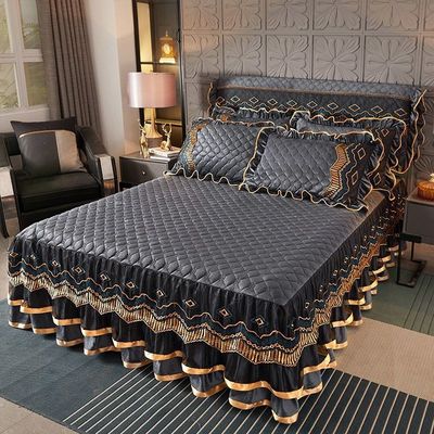 Cama de cama de poliéster personalizada Capa de cama a prueba de polvo de tres piezas para el hogar 40 conteo de telas
