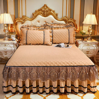 Tamaño personalizado Slip Set de colcha de invierno con ropa de cama bordada de lujo 3 piezas