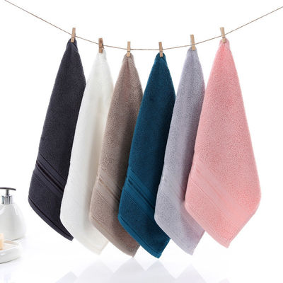 Mejora tu experiencia de spa facial con una toalla de algodón de color sólido de 34*34cm