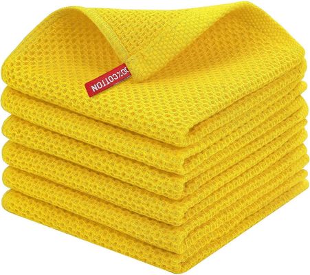El conjunto de toallas de cocina de Amazon es suave, ecológico y fácil de limpiar con toallas cuadradas de gofres