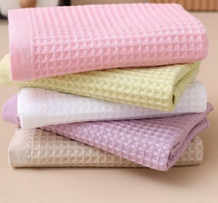 Confección de toallas cuadradas de algodón puro de panal de miel con gancho Waffle Garantía de toalla cuadrada