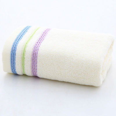 Conjunto de toallas Dobby multicolor 100% de algodón para una experiencia de baño suave y absorbente