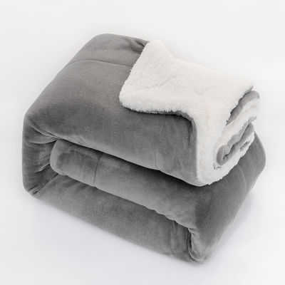 Blanco de poliéster reversible de tejido blando de 130*110cm Microplush de color personalizado Plush Throw