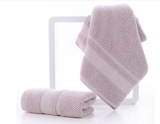 Inicio Fabricantes de toallas de algodón antibacterianas con absorvente suave y tela gruesa