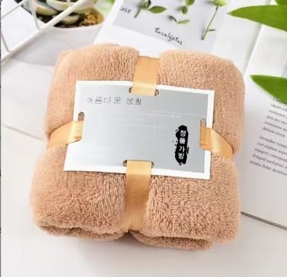 35*75cm Logotipo personalizado Logotipo de color puro Toallita de baño Espeso Vello de coral Suave Absorbente