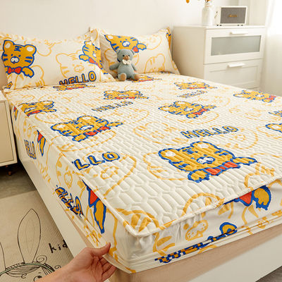 Cubierta de colchón impermeable plegada para el hogar del hotel Protección de ropa de cama completamente rodeada