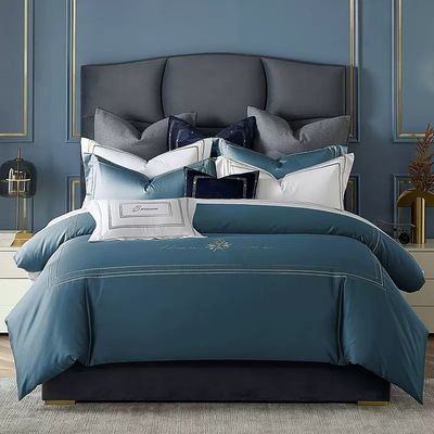 Set de ropa de cama de hotel de algodón personalizado con logotipo de bordado de lujo y estilo europeo Percale