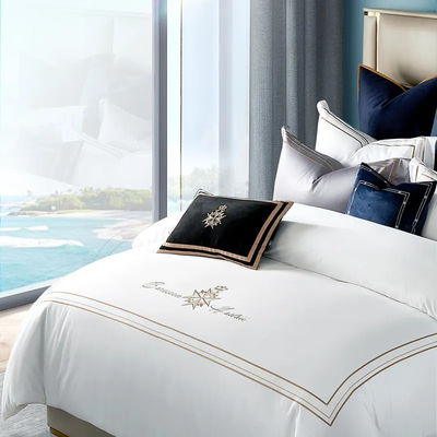 Set de ropa de cama de hotel de algodón personalizado con logotipo de bordado de lujo y estilo europeo Percale