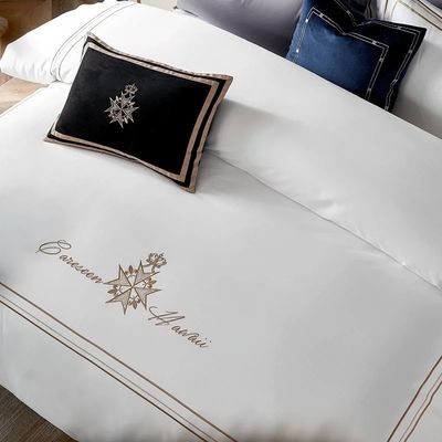 Set de ropa de cama de hotel de algodón personalizado con logotipo de bordado de lujo y estilo europeo Percale