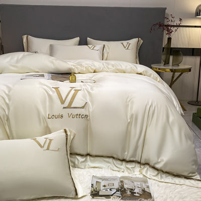 Embroidery de lujo de seda de algodón lavado 4 piezas King Size Set de ropa de cama para decoración elegante del hogar