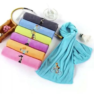 Toalla deportiva de microfibra personalizada para secado rápido y absorción de sudor en el gimnasio de yoga