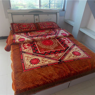 Mejora tu ropa de cama con un juego de relleno de algodón personalizable y una manta super suave y esponjosa