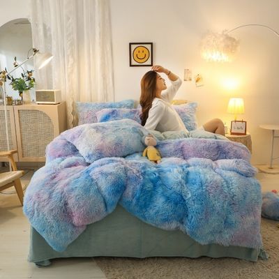 Setios de ropa de cama de diseño engrosada de 3 piezas de color cálido que coincide con el edredón de peluche para la boda en casa