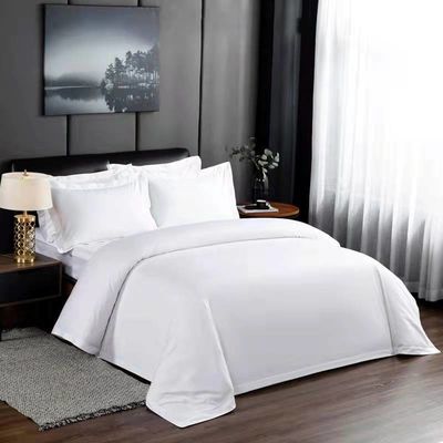 Hoteles de lujo ofrecen hojas a rayas para todas las estaciones para un cuidado fácil y un diseño popular