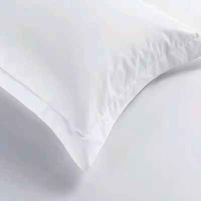 Hoteles de lujo ofrecen hojas a rayas para todas las estaciones para un cuidado fácil y un diseño popular