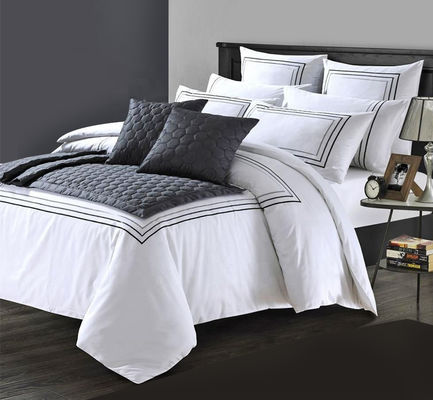 Diseños aleatorios colchas confortable cama de hotel ropa de cama con 40 cuenta de tejido de algodón