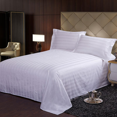 Kit de bodas de cuatro piezas con ropa de cama de lujo de hotel para todas las estaciones con cuidado fácil y los mejores precios
