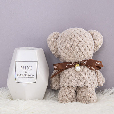 Toalla de oso de piña de color sólido linda conejito de forma de oso de coral lana de mano toalla para el hogar