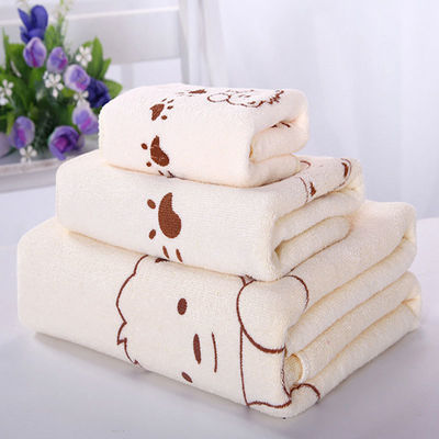 Inicio/Hotel Coral Fleece Soft Towel Set Microfibra Impresión de oso Toallas de baño de tres piezas